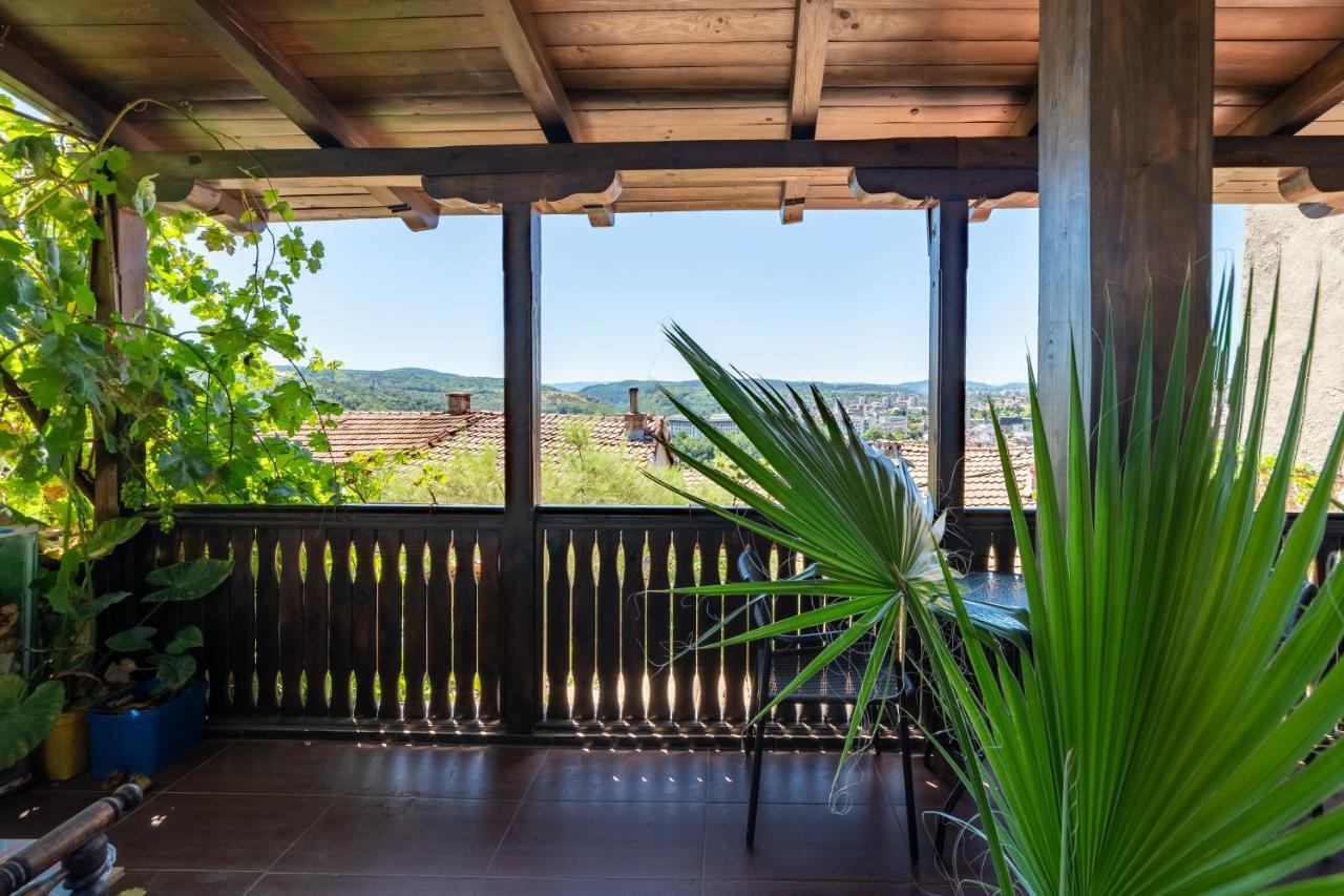 Винената Къща Veliko Tarnovo Exterior photo